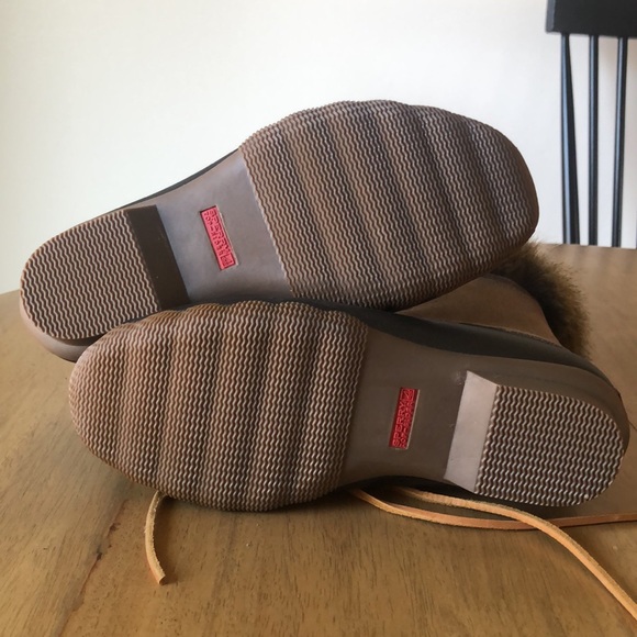 Sperry, saltwater rain boots with fur, size 7.5 womens, brown, never worn. - Picture 4 of 5